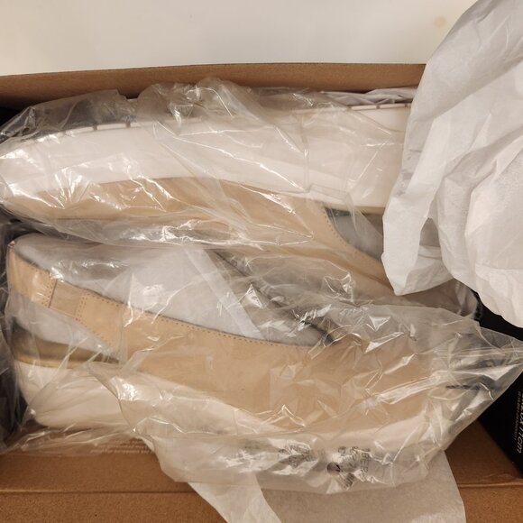 Naturalizer "Sutton" Leather Wedges. NIB. Size 8.5 Wide - Picture 10 of 14